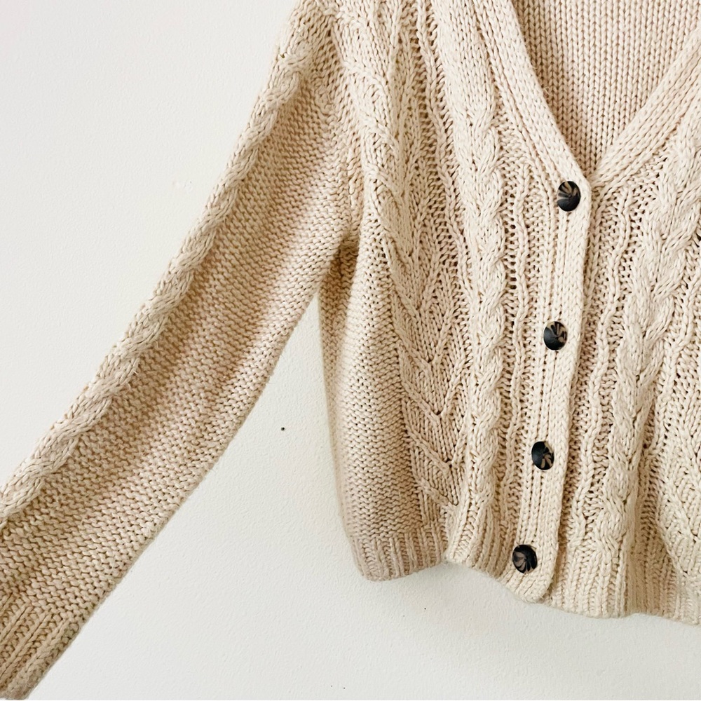 525 America XS oversized cable knit cream cardigan - Picture 2 of 5